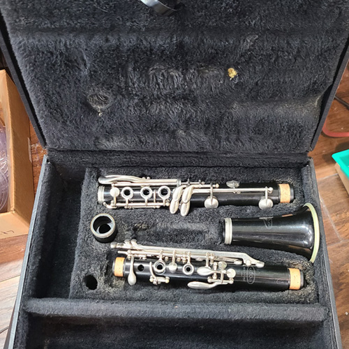 Vito Reso-Tone Bb Clarinet - $200